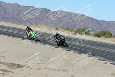 media/Dec-04-2025-Racers Edge (Thu) [[5ebc9f124d]]/3-B Group/7-Session 4 (Turn 10 Inside)/